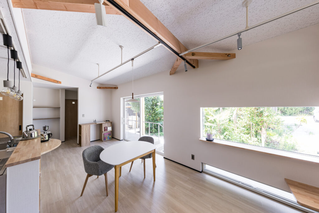 リビングダイニング